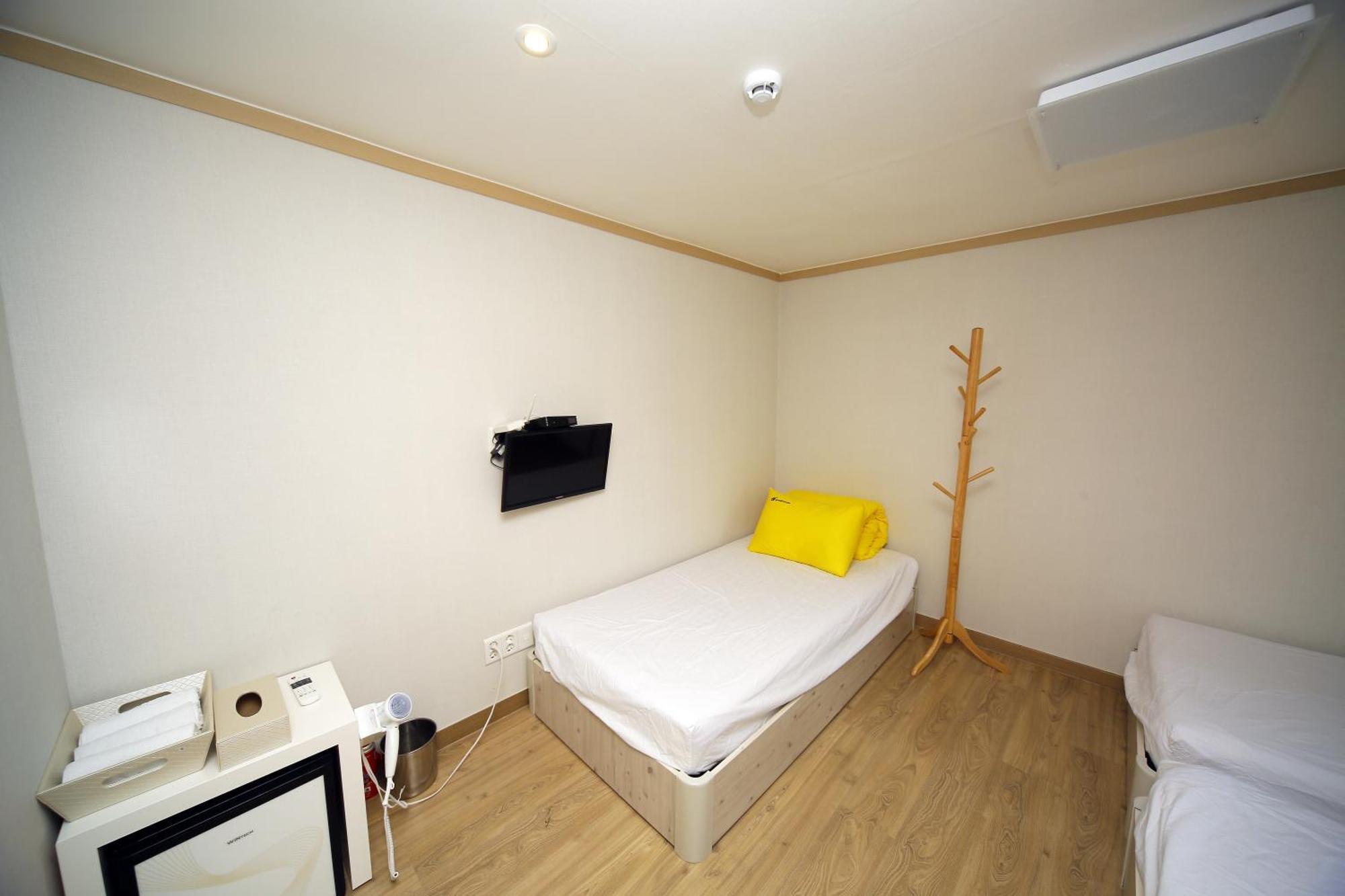 24 Guesthouse Kyunghee University Seoul Room photo